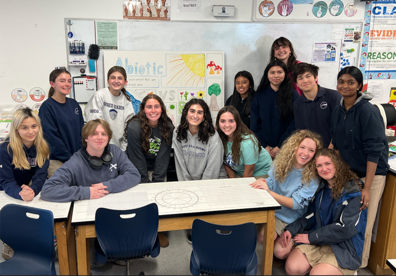 Members of the Sussex Academy Science National Honor Society recently planned and conducted a mini-lesson for Don Ott’s fourth-grade class at the elementary campus. SNHS students who guest taught are in back (l-r) Addison Lane, Alex DeEmedio, Natalie Roblero Chavez, Melanie Felipe, Abby Whitcomb, Jack Thomas and Jayani Boopathi. In front are Grace Thomas, Oliver Graves, Brianna Sordi, Kimia Langroudi, Bella Crisci, Caroline Spicer and Gabrielle Yablonski. SUBMITTED PHOTO